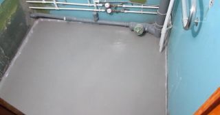 Наливной пол в туалете Апатиты, цена от 899 руб.
